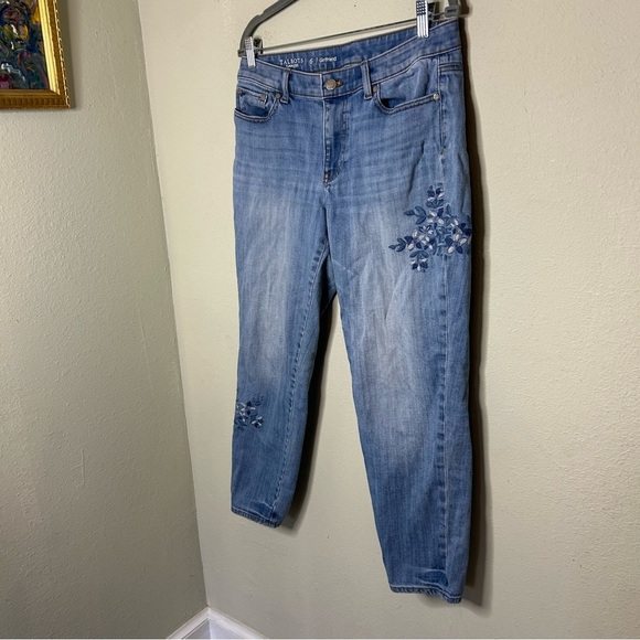 Talbots Flawless Girlfriend Cropped Embroidered Jeans Size 6 - Picture 2 of 5